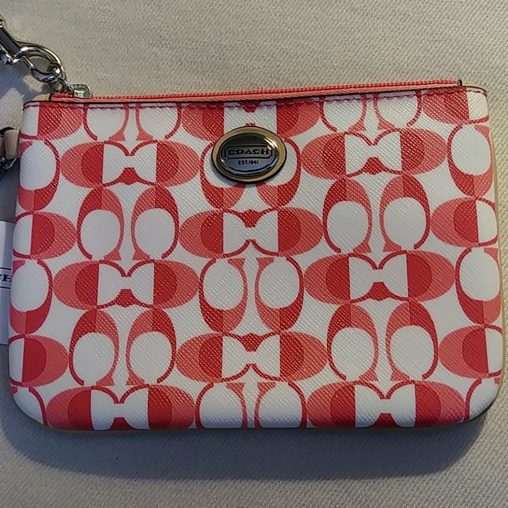 Coach Leather White, Pomegranate Tan Wristlet
